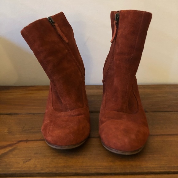 Burnt Red Dolce Vita Boots - Picture 1 of 7